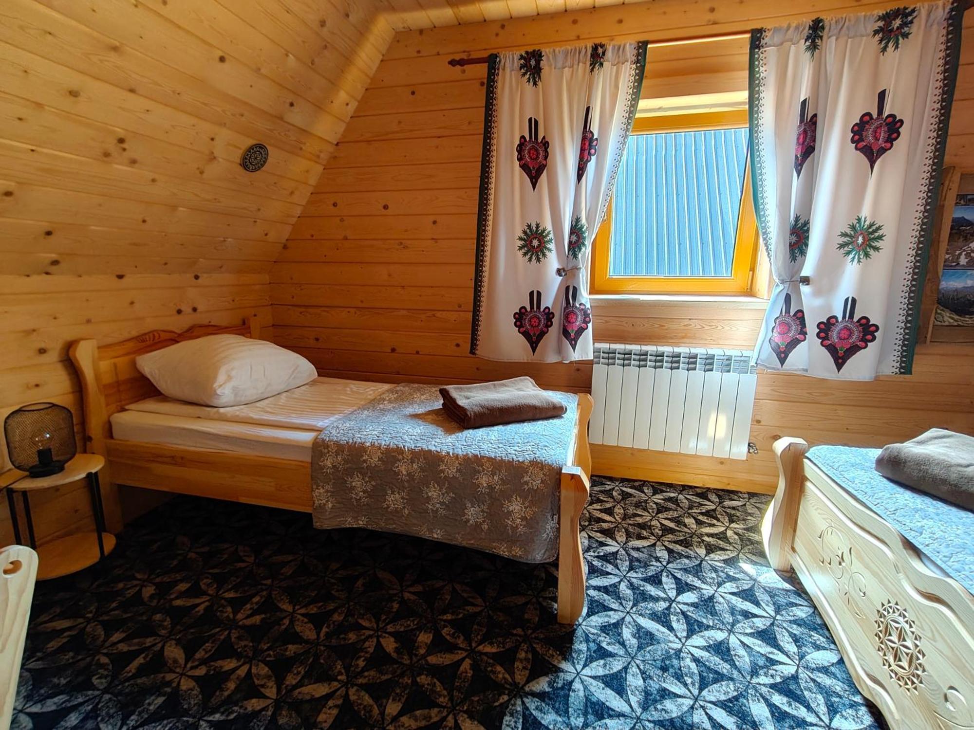 W Zebie Z Jacuzii I Sauna W Cenie Ferienhaus *